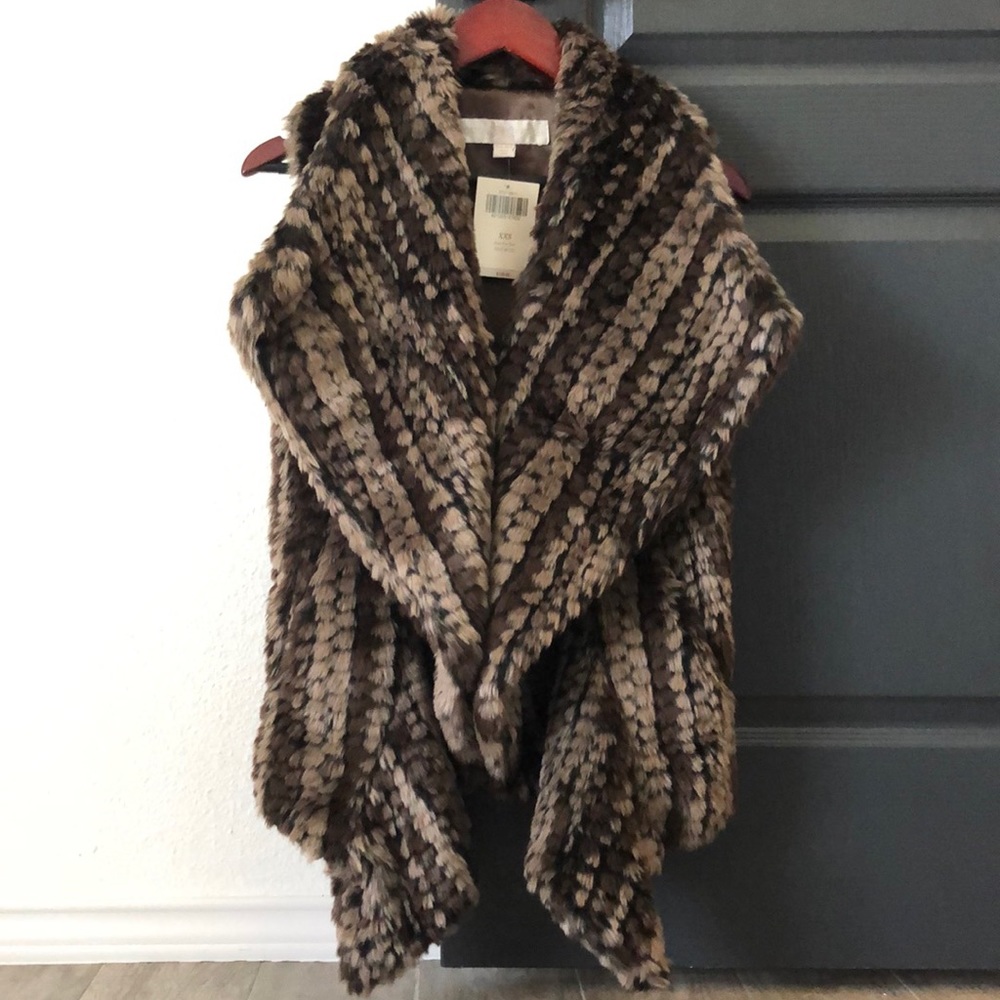 Boston Proper faux fat vest NWT. Grey multi.